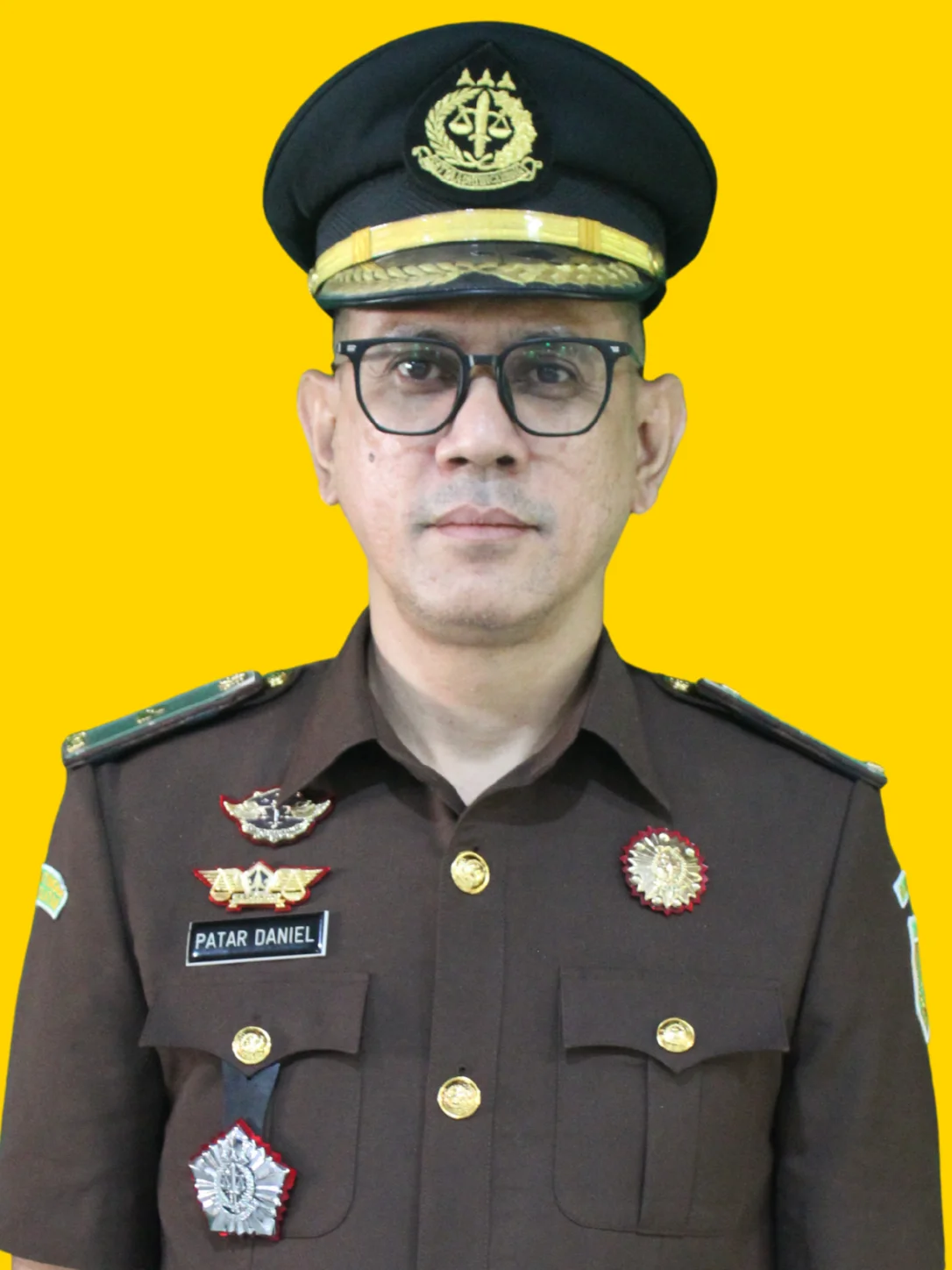 PATAR DANIEL PANGGABEAN, S.H., M.H